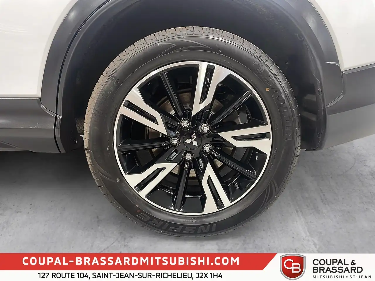 Mitsubishi Eclipse Cross снимка Mitsubishi Eclipse Cross