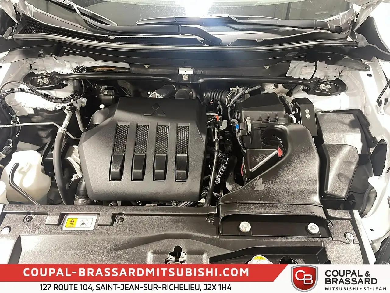 Mitsubishi Eclipse Cross снимка Mitsubishi Eclipse Cross