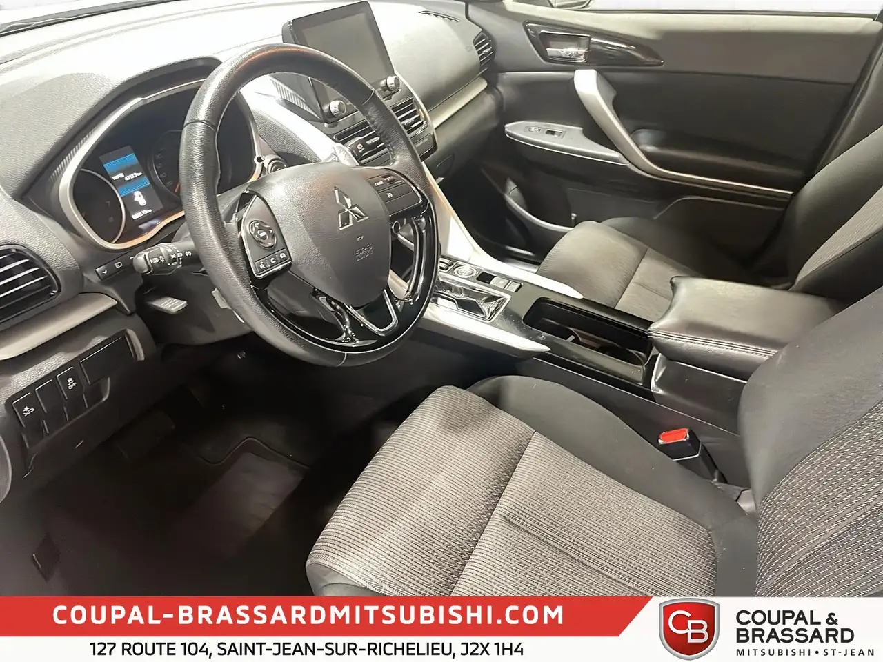 Mitsubishi Eclipse Cross снимка Mitsubishi Eclipse Cross