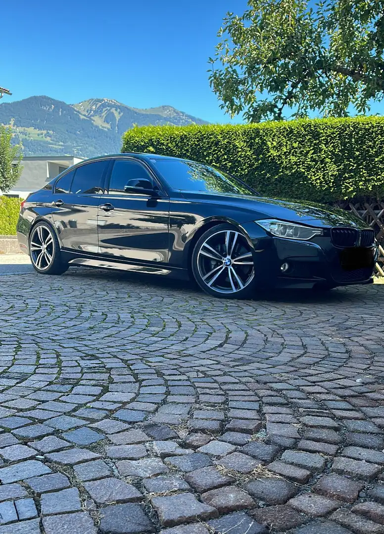 BMW 330 330d Aut. M Paket Schwarz - 1
