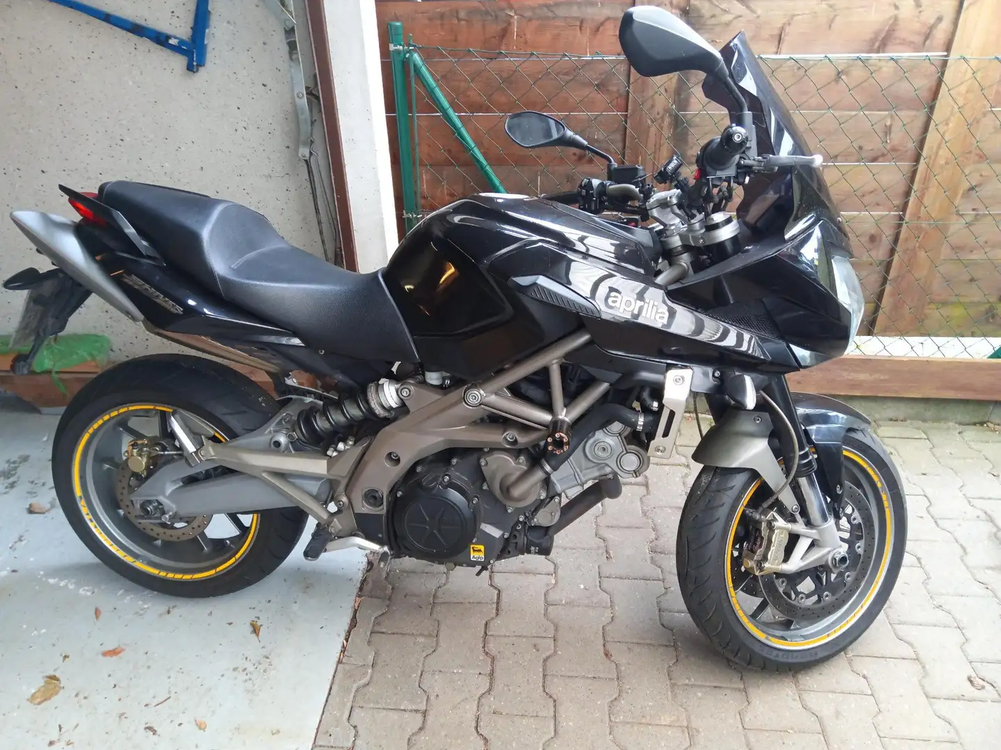 Aprilia Shiver 750 GT Negro - 1