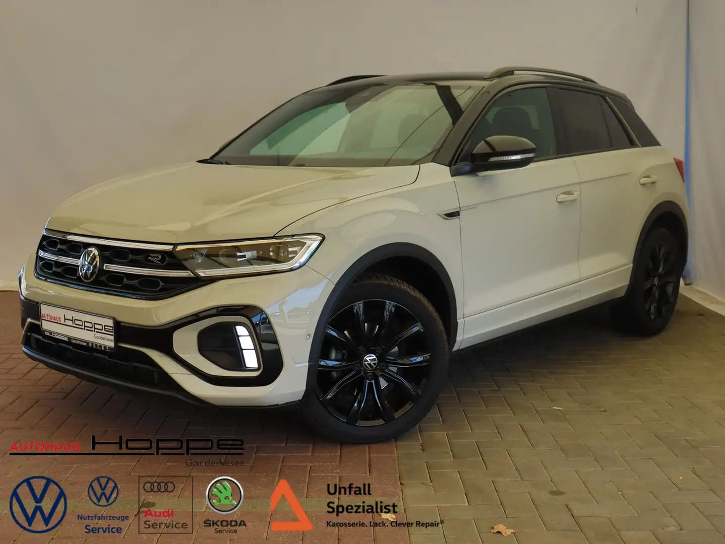 Volkswagen T-Roc R-Line 1.5 l TSI DSG+MATRIX+ACC+RFK+NAVI+KEYLESS Grau - 1