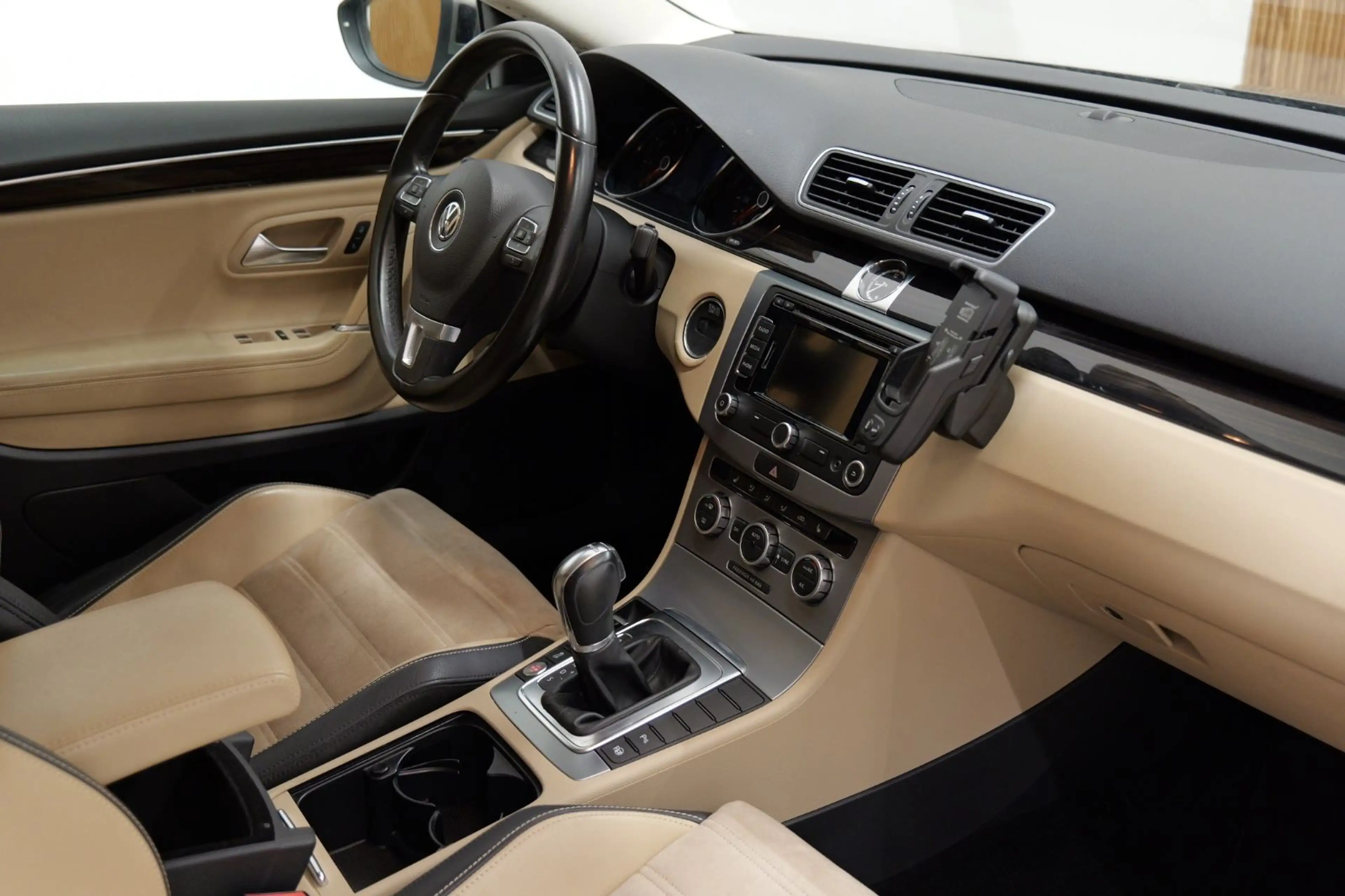 Volkswagen CC 1.8 TSI DSG *Garantie*Finanzierung* — photo 15