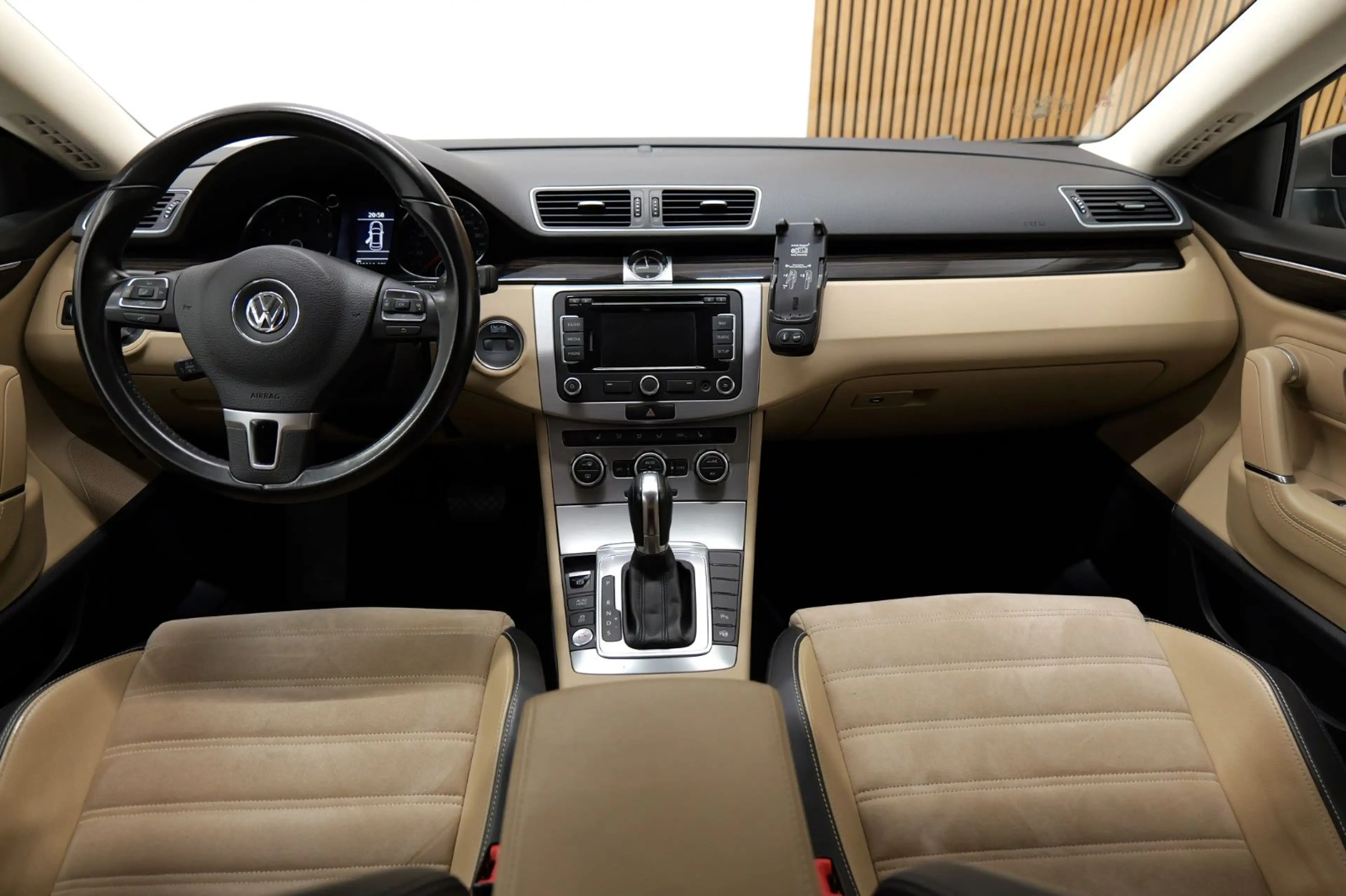 Volkswagen CC 1.8 TSI DSG *Garantie*Finanzierung* — photo 11