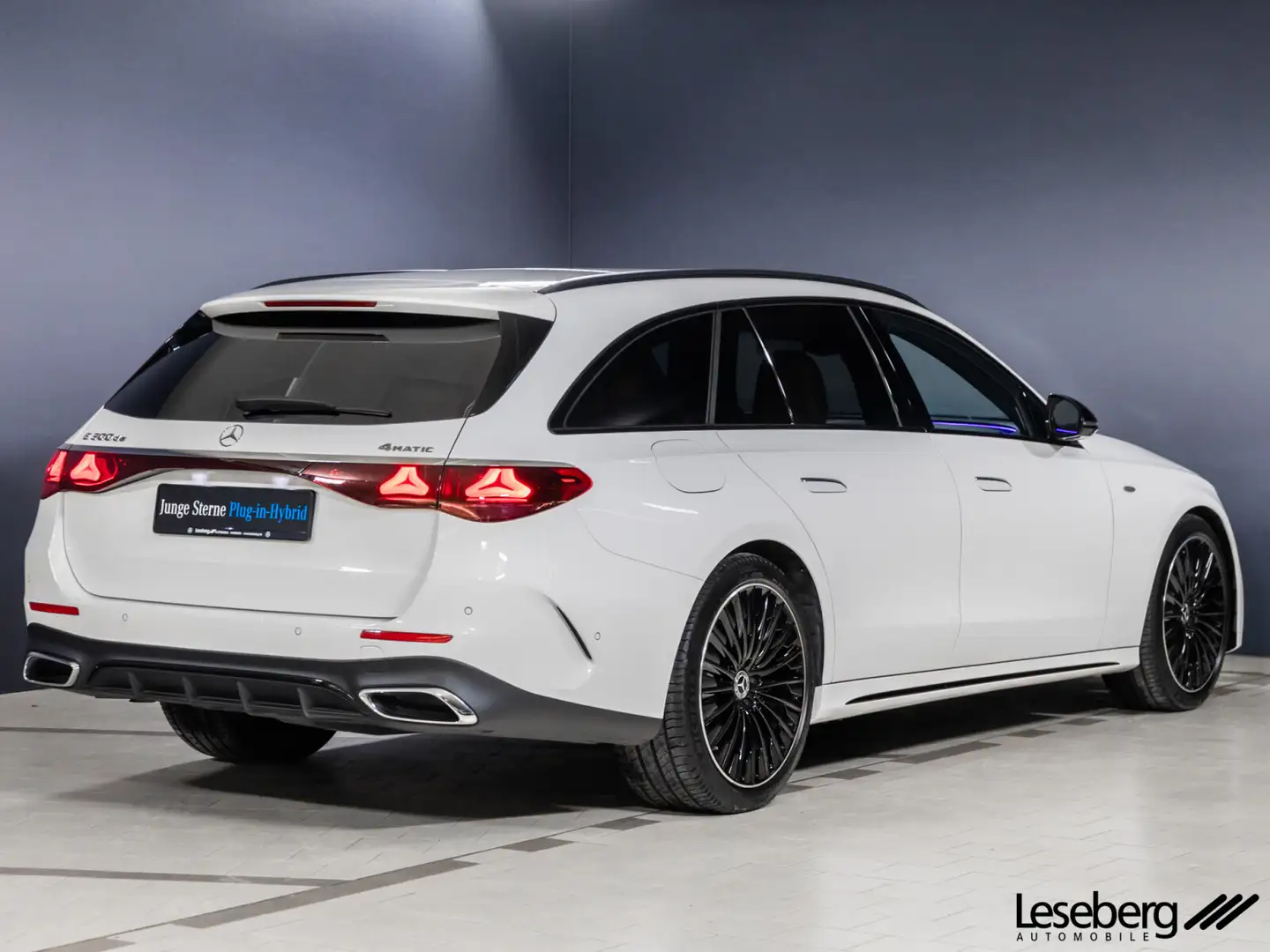 Mercedes-Benz E 300 E 300 de T 4M AMG Prem. Night/Dig.Light/AHK/360° Weiß - 2