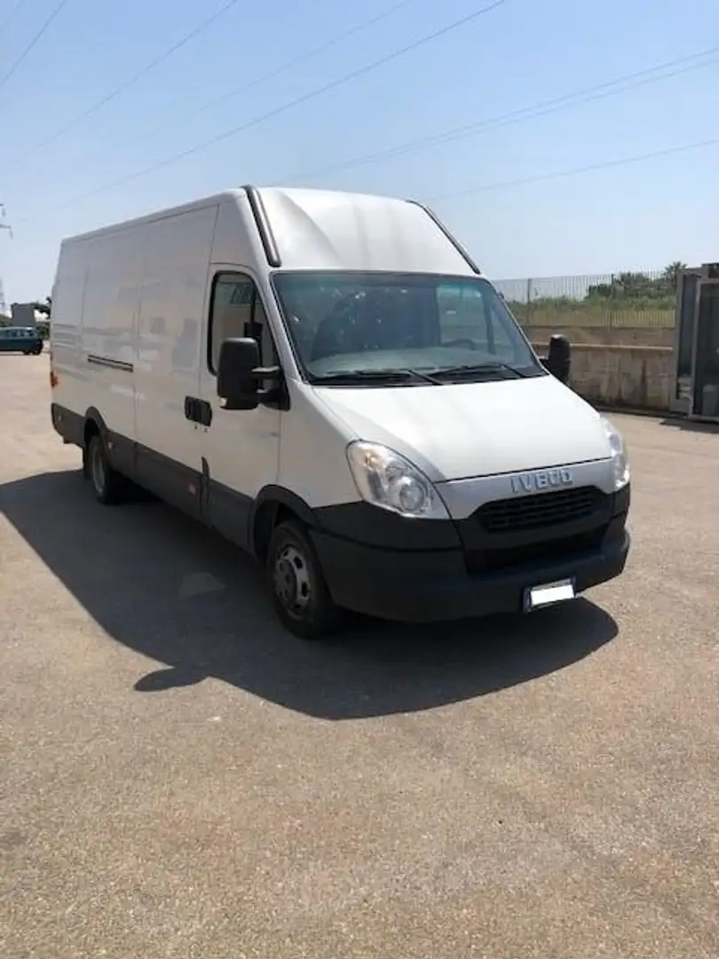 Iveco Daily Blanc - 1