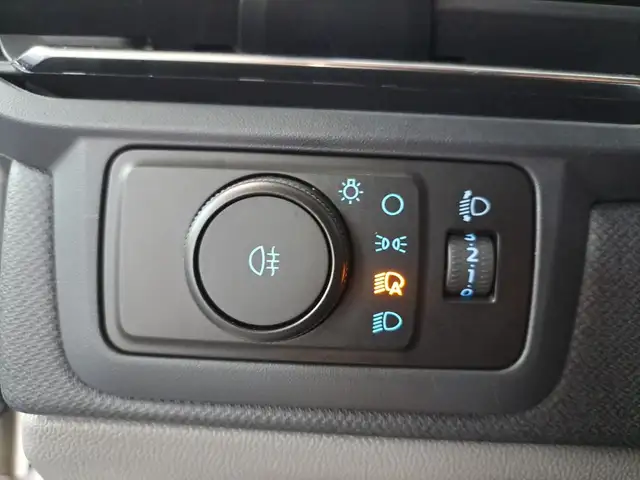 Ford Tourneo Custom view 10
