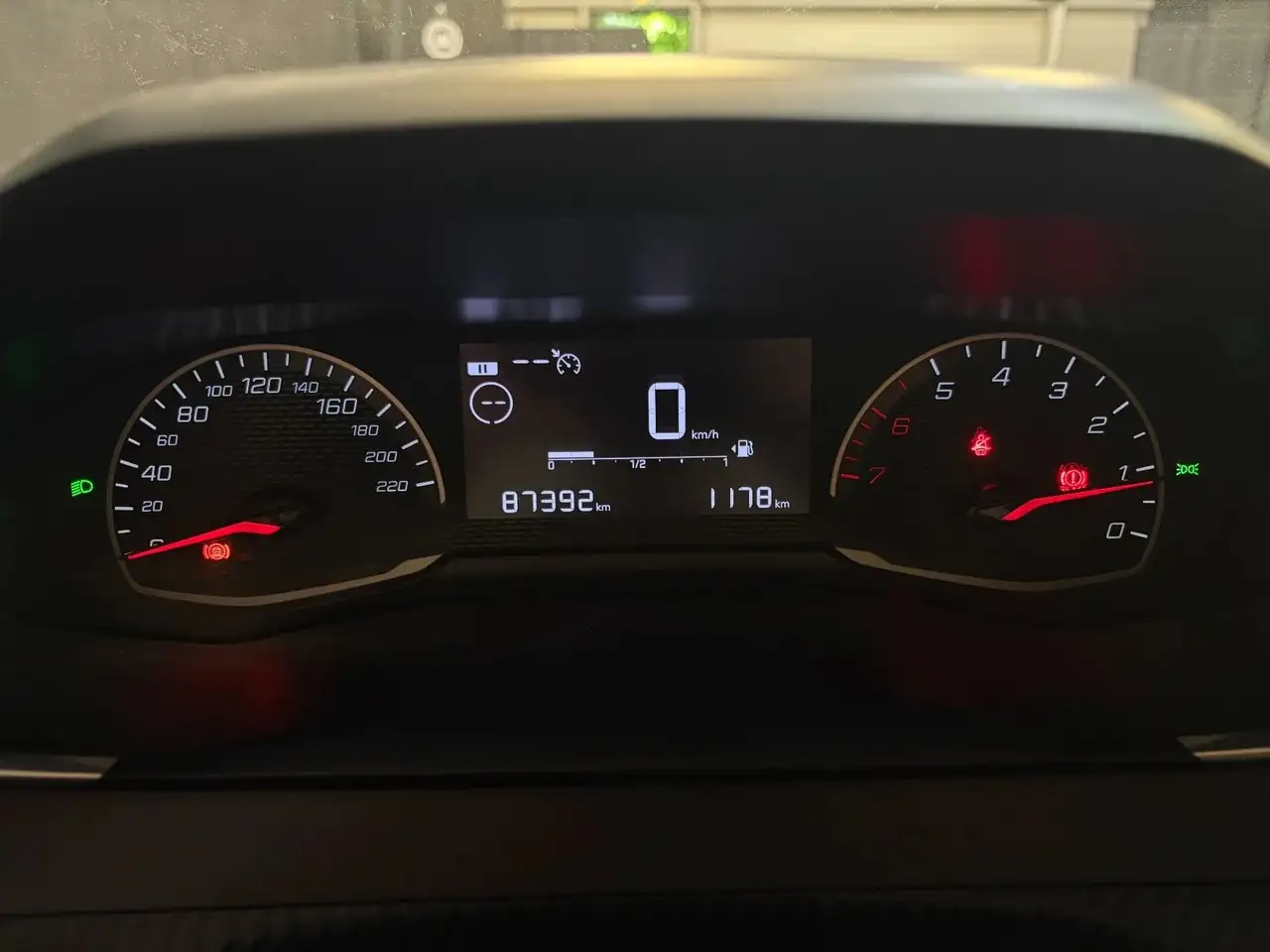 Peugeot 2008 2008 — photo 24