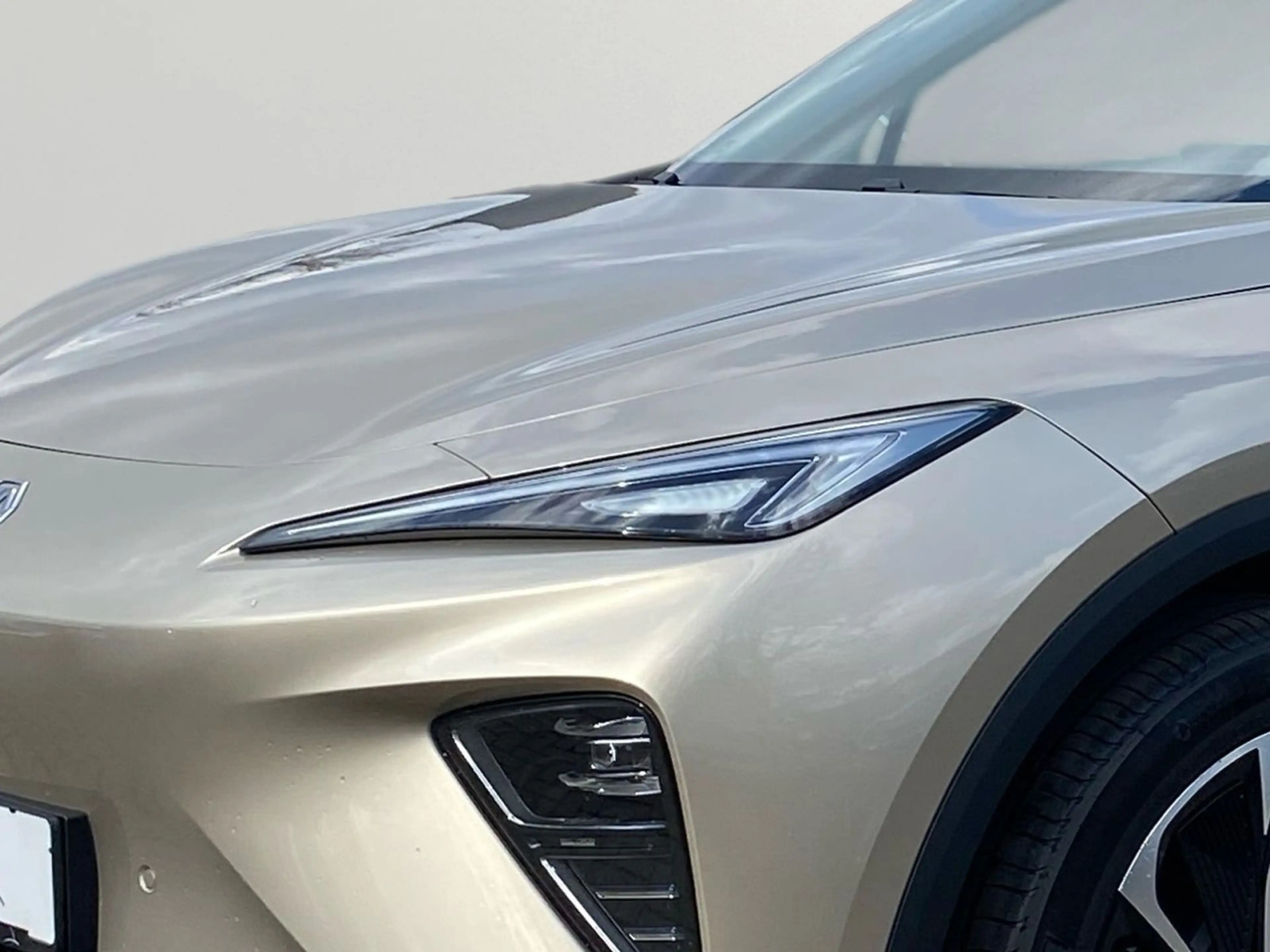 MG MGS6 EV Luxury RWD*HUD*360*PANO*Sitzklima*Ambi* — photo 5