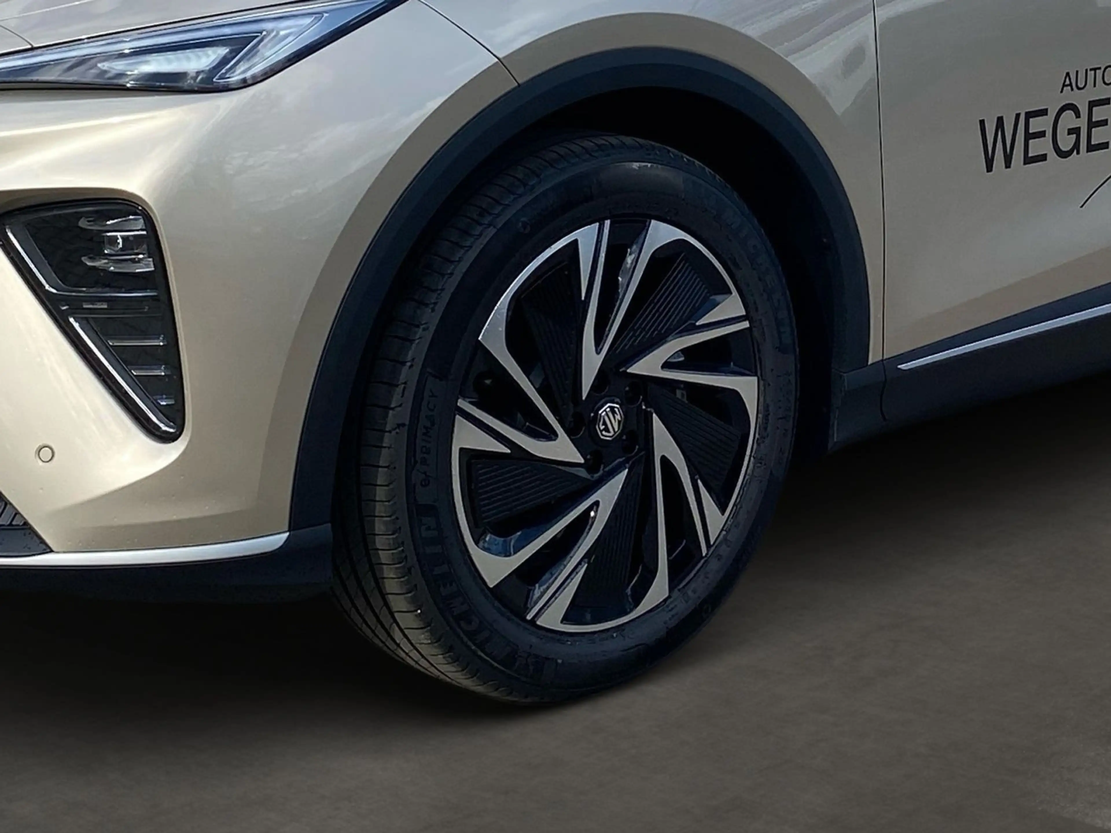 MG MGS6 EV Luxury RWD*HUD*360*PANO*Sitzklima*Ambi* — photo 6