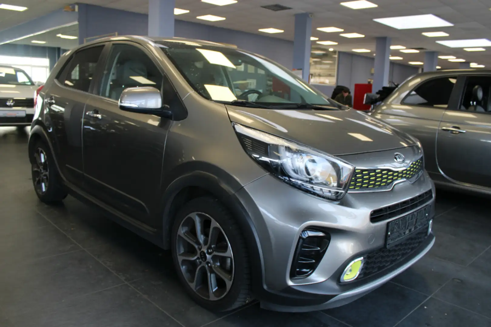 Kia Picanto 1.2 Aut. X-Line Silber - 1