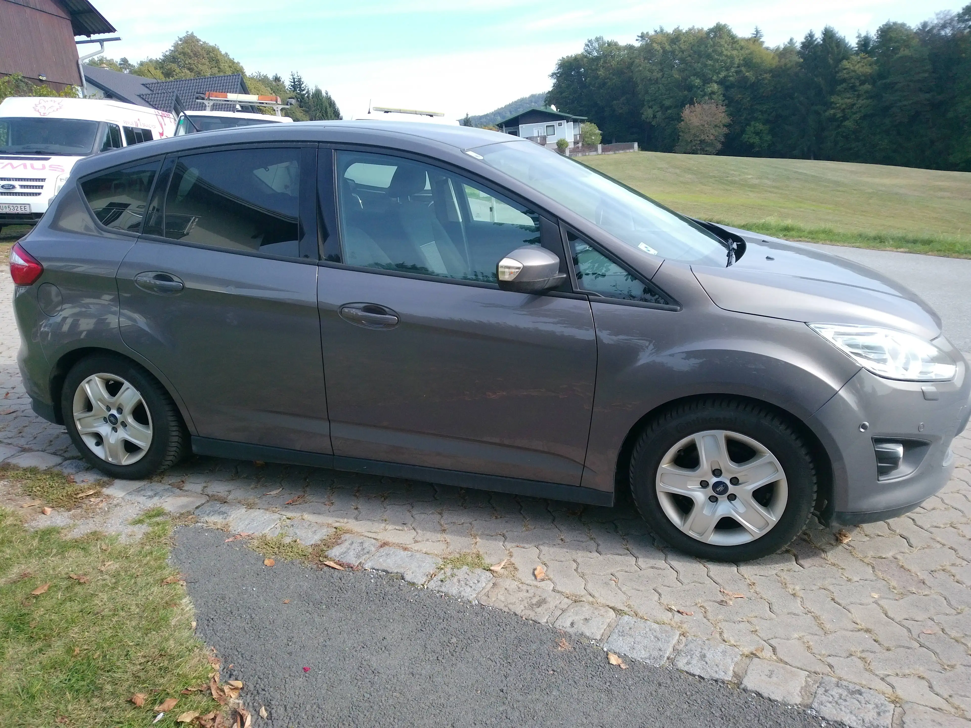 Ford C-Max Pickerl neu !!! schöner Zustand — photo 4