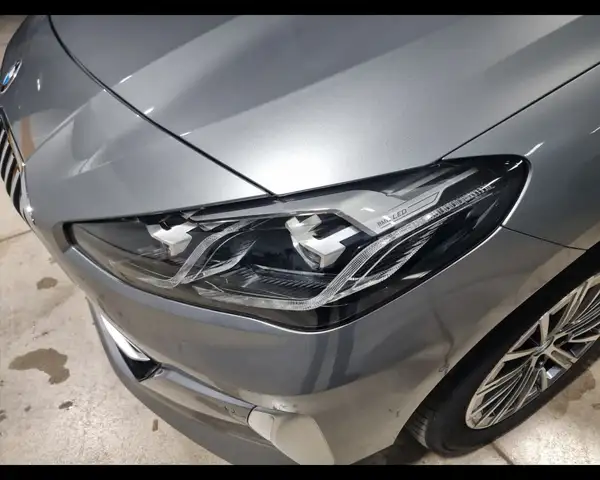 BMW 2 Series view 11