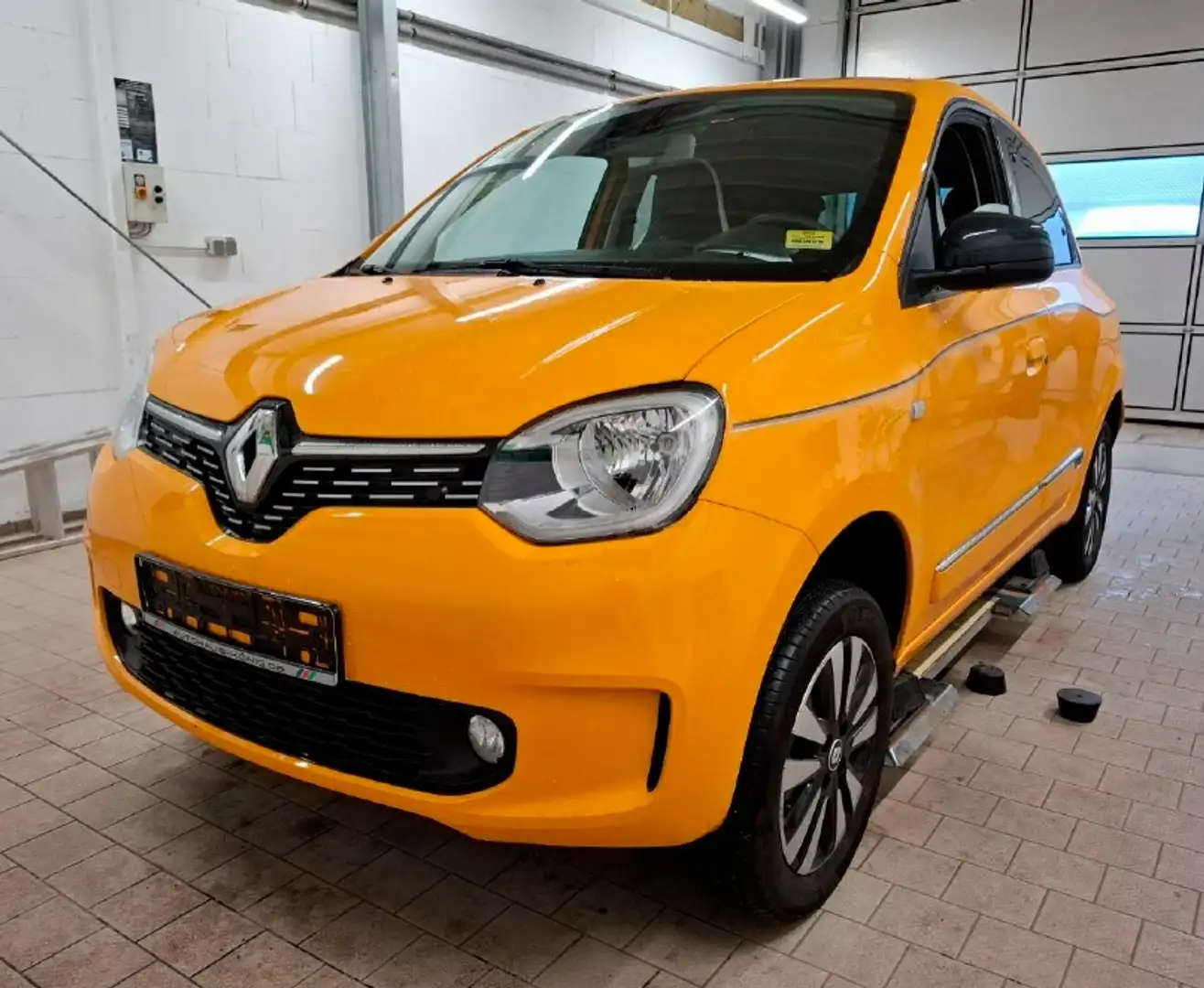 Renault Twingo E-TECH  Navi*Klima*Sitzheizung*Rückfahrcam Gelb - 1