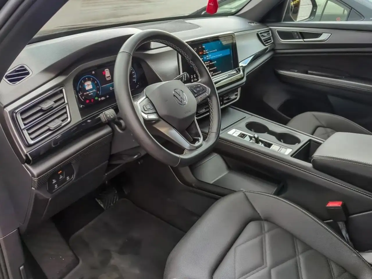 Volkswagen Atlas снимка Volkswagen Atlas