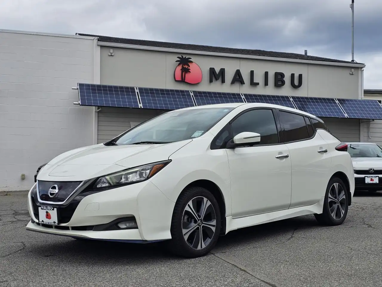 Nissan Leaf снимка Nissan Leaf