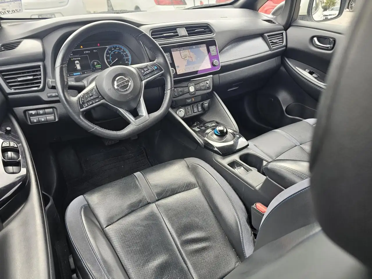 Nissan Leaf снимка Nissan Leaf