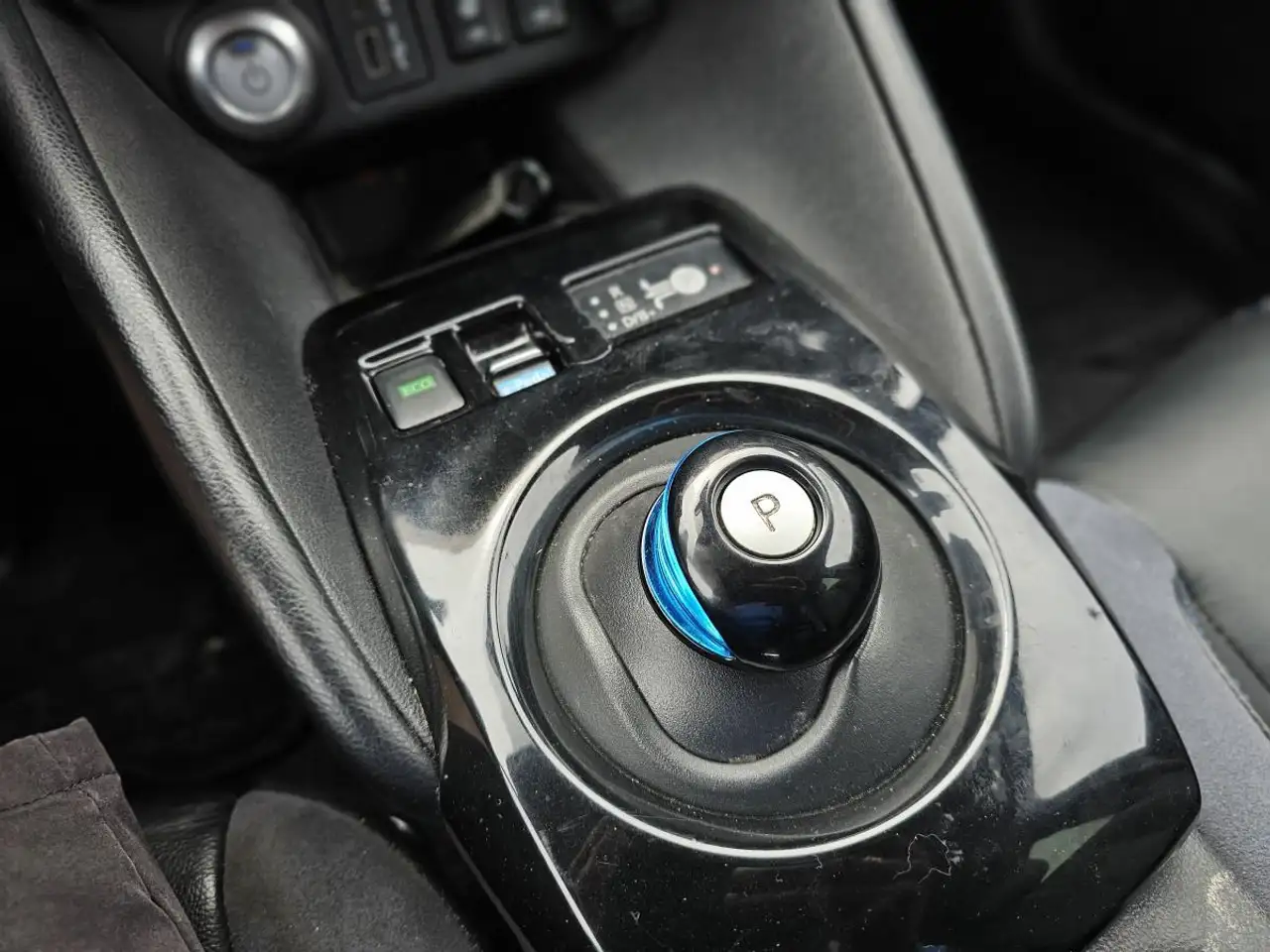 Nissan Leaf снимка Nissan Leaf