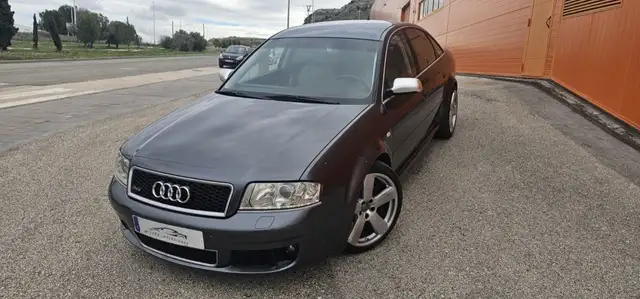 Audi RS6 Avant 4.2 quattro Tiptronic