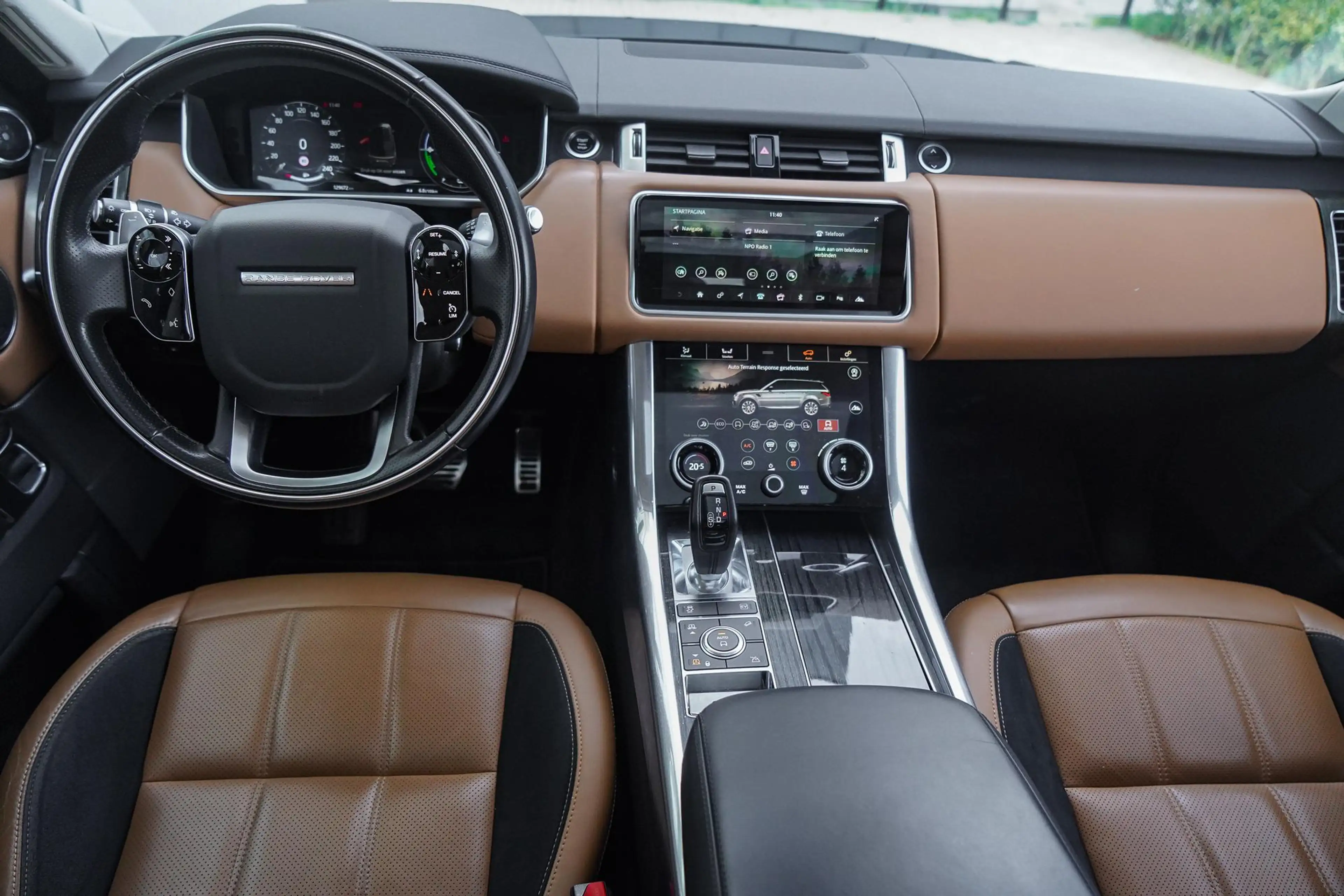 Land Rover Range Rover Sport 2.0 P400e HSE Dynamic | British Racing Green | Sof — photo 12