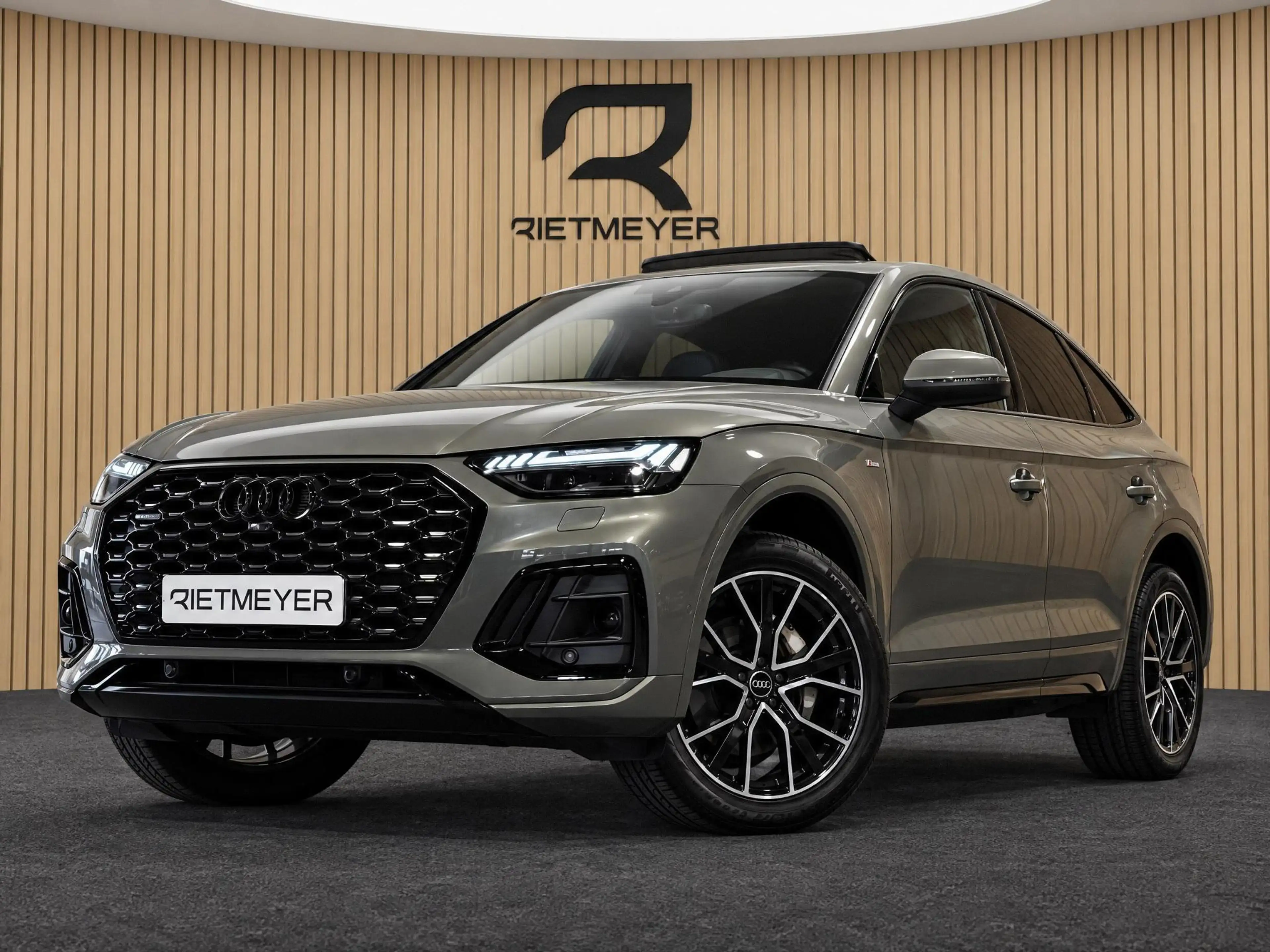 Audi Q5 Sportback 55 TFSI e S edition Competition |Pano |R