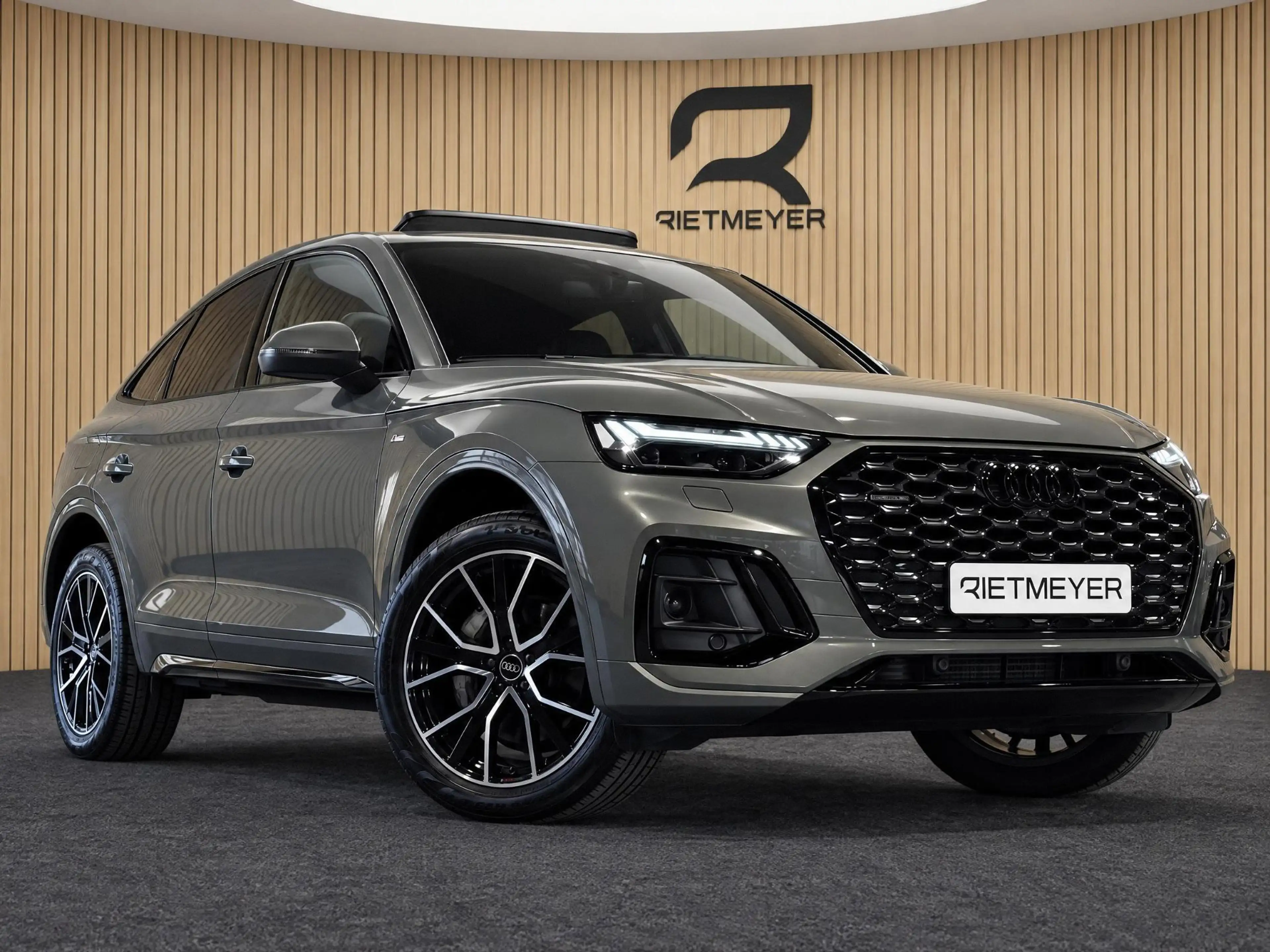 Audi Q5 Sportback 55 TFSI e S edition Competition |Pano |R — photo 13