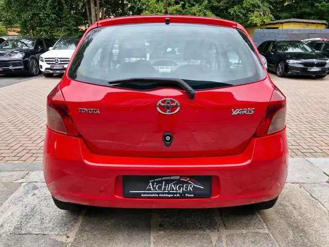 Toyota Yaris view 6