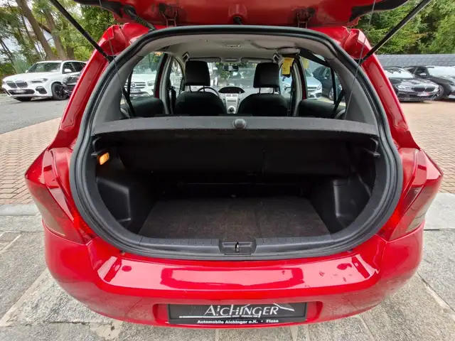 Toyota Yaris view 14