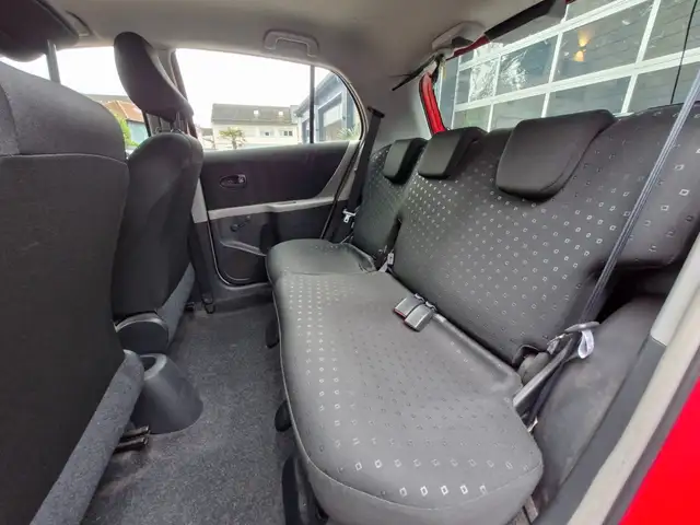 Toyota Yaris view 15