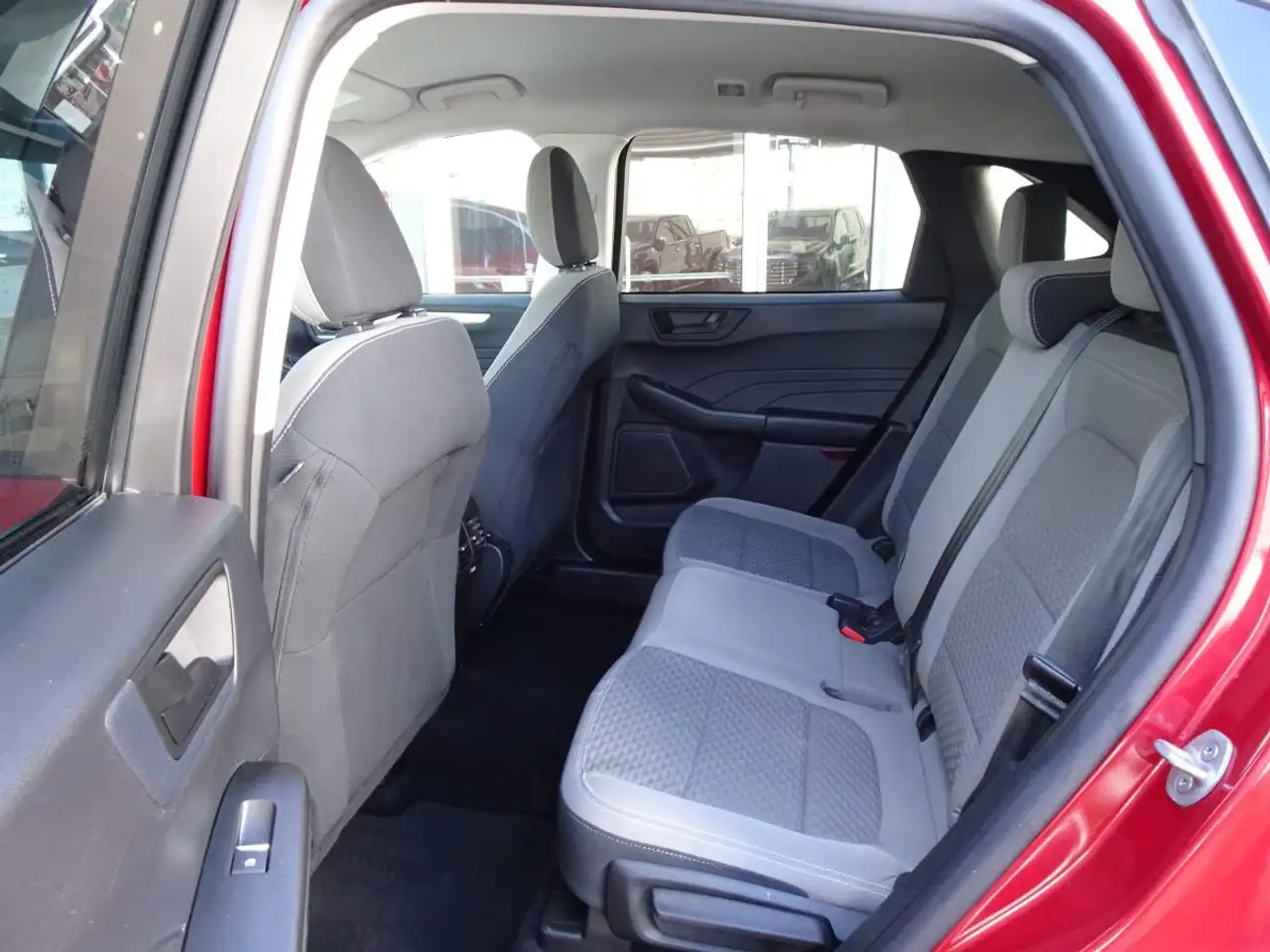 Ford Escape снимка Ford Escape
