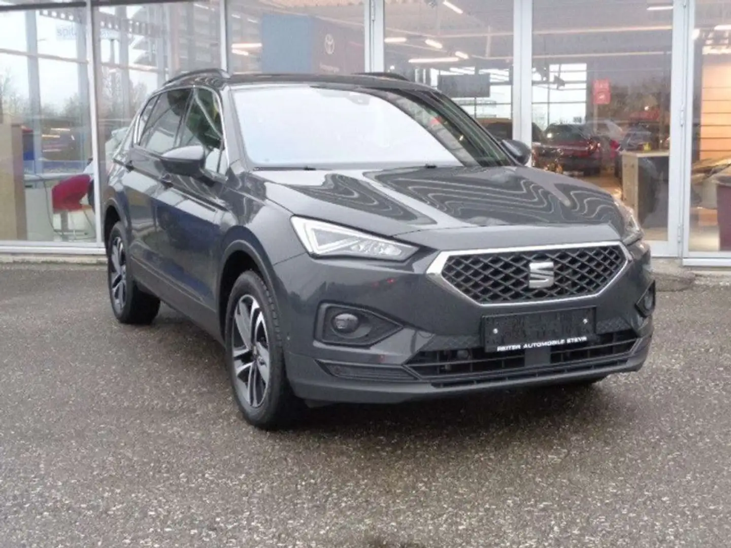 SEAT Tarraco 2,0 TDI Style DSG *AHK Grau - 2