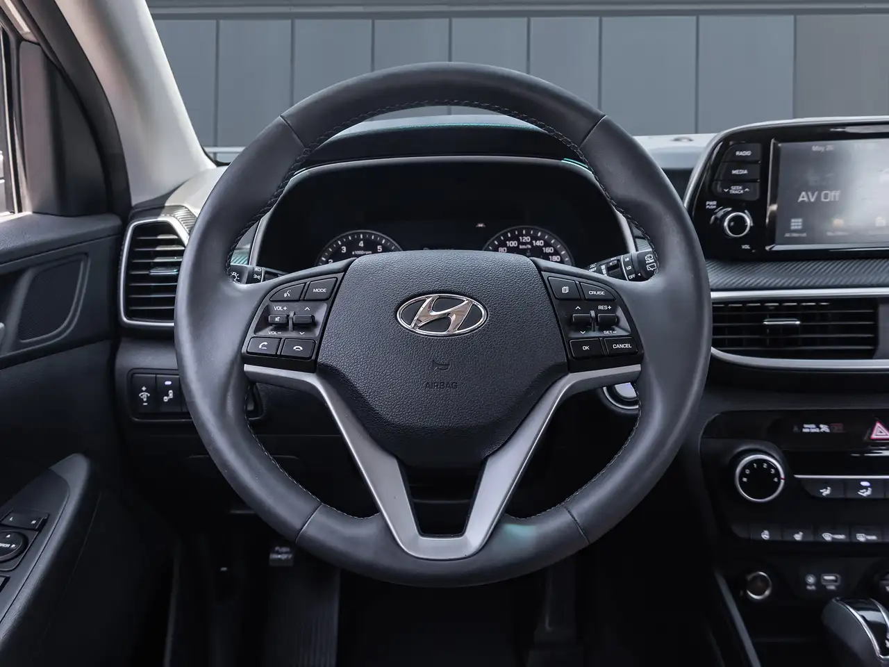 Hyundai TUCSON снимка Hyundai TUCSON