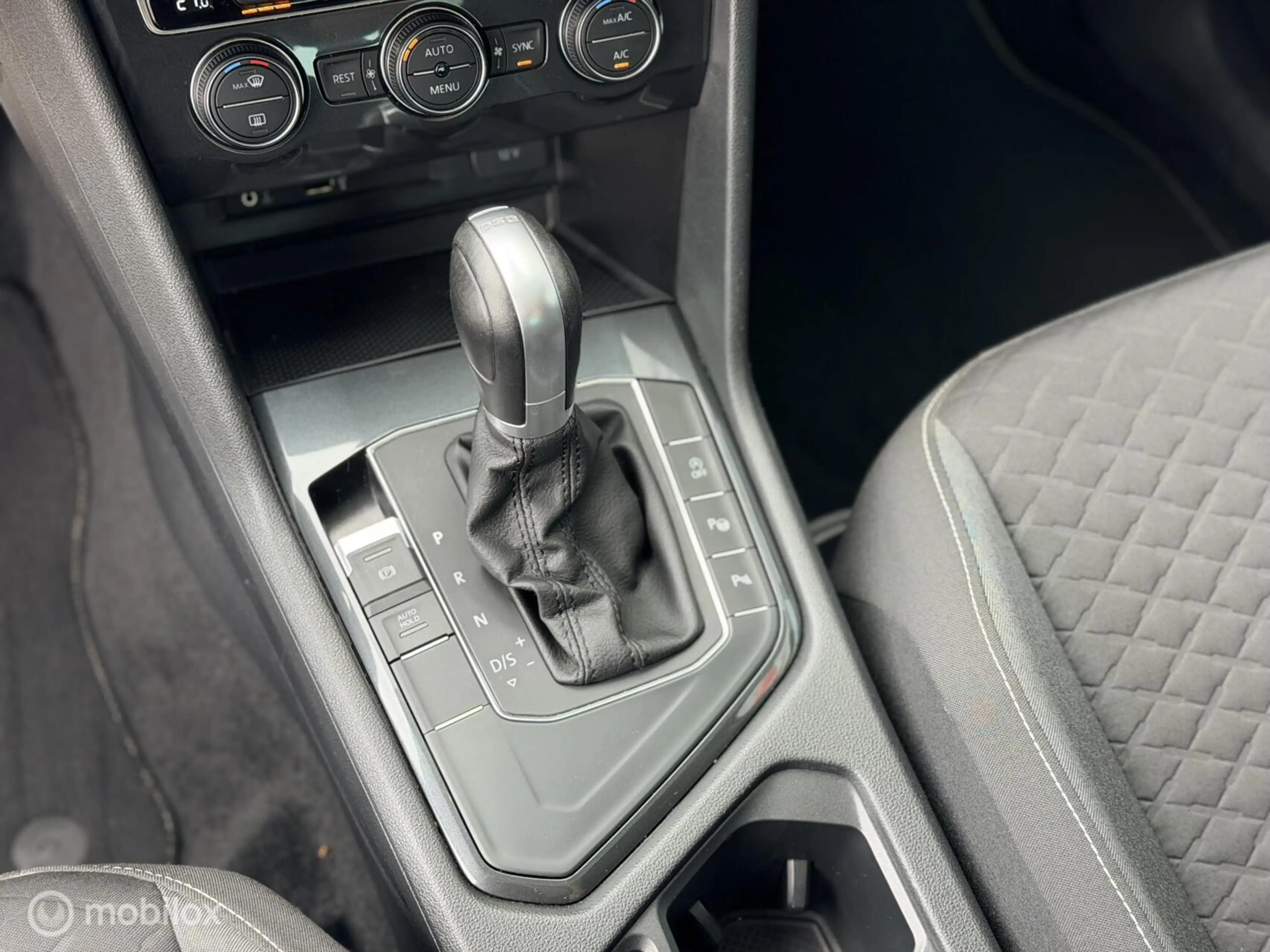 Volkswagen Tiguan 1.5 TSI ACT Business R-Line 2e Eig BOMVOL — photo 20