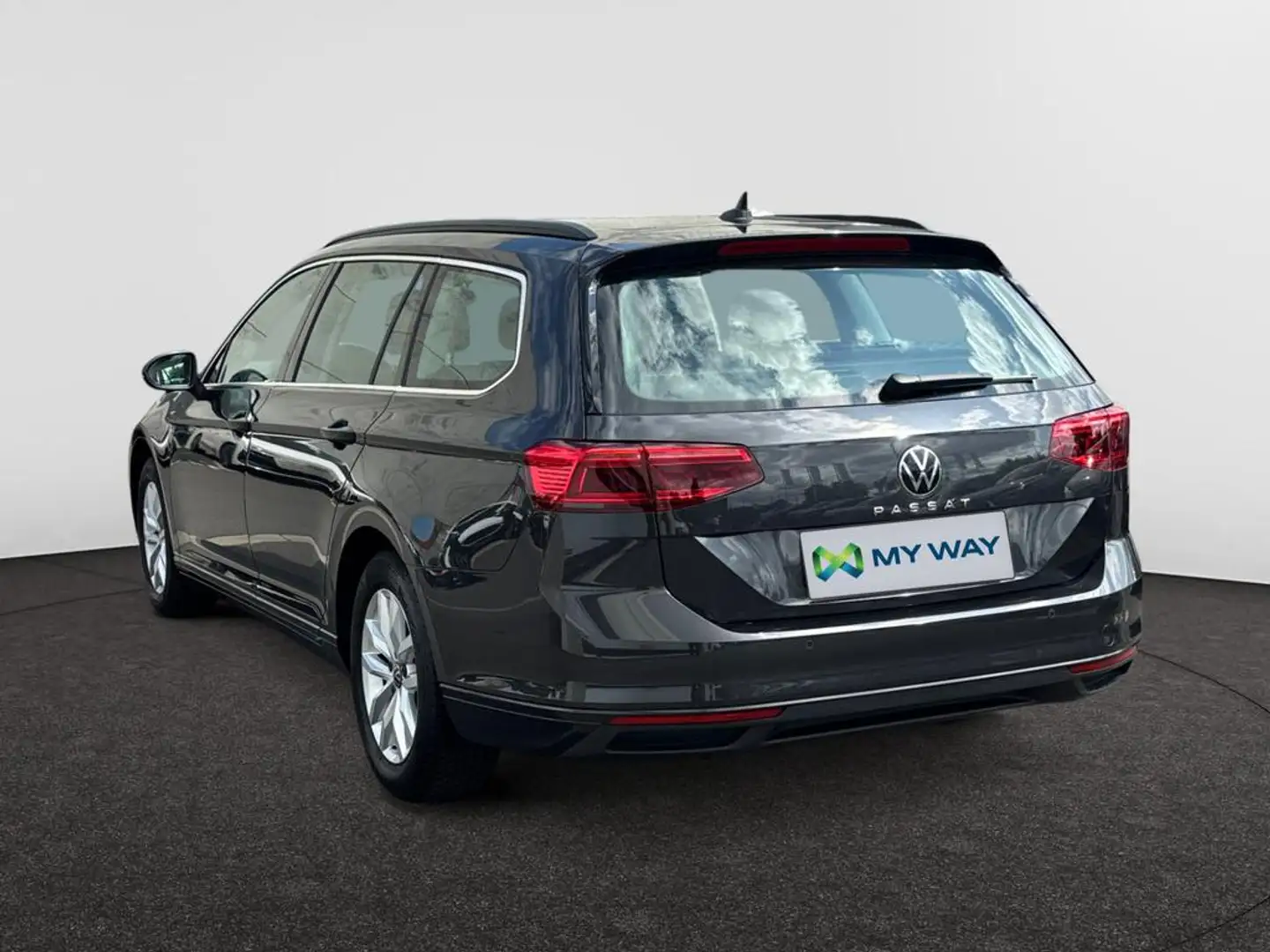 Volkswagen Passat Variant Passat Variant Style Business 2.0 TDI SCR 90 kW (1 Grijs - 2