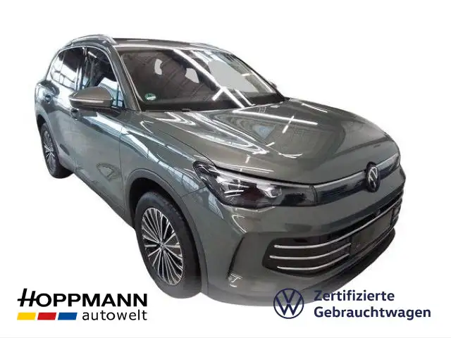 Volkswagen Tiguan 2.0 TDI Elegance 4M DCC LEDER AHK MATRIX