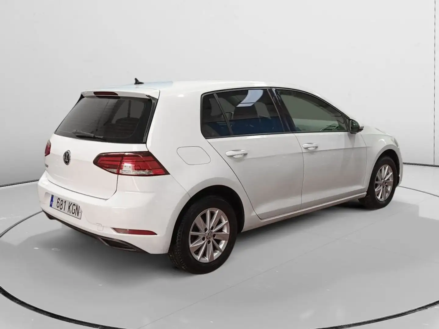 Volkswagen Golf 1.6 Advance Blanc - 2