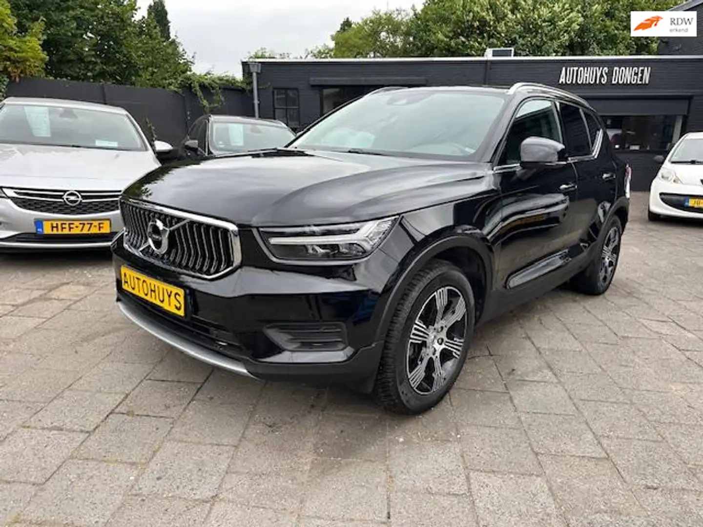Volvo XC40 2.0 T4 (190pk) Inscription! Aut! Panoramadak! Noir - 1