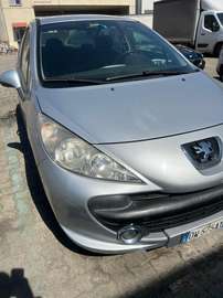 PEUGEOT
207 (2006)
207 1.4 HDi 70CV 5P XS (50 kw)