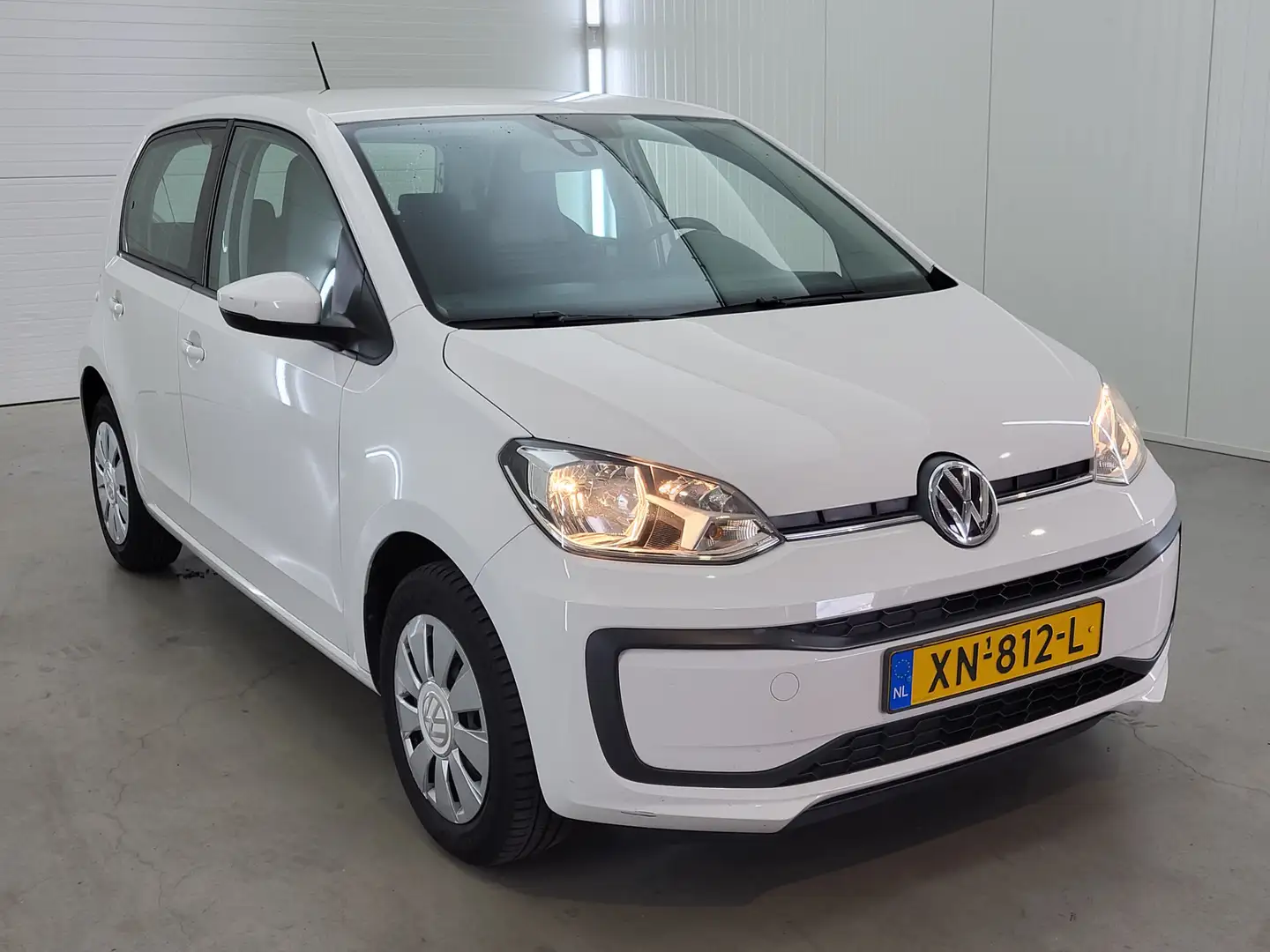 Volkswagen up! 1.0 BMT move up! Blanc - 2