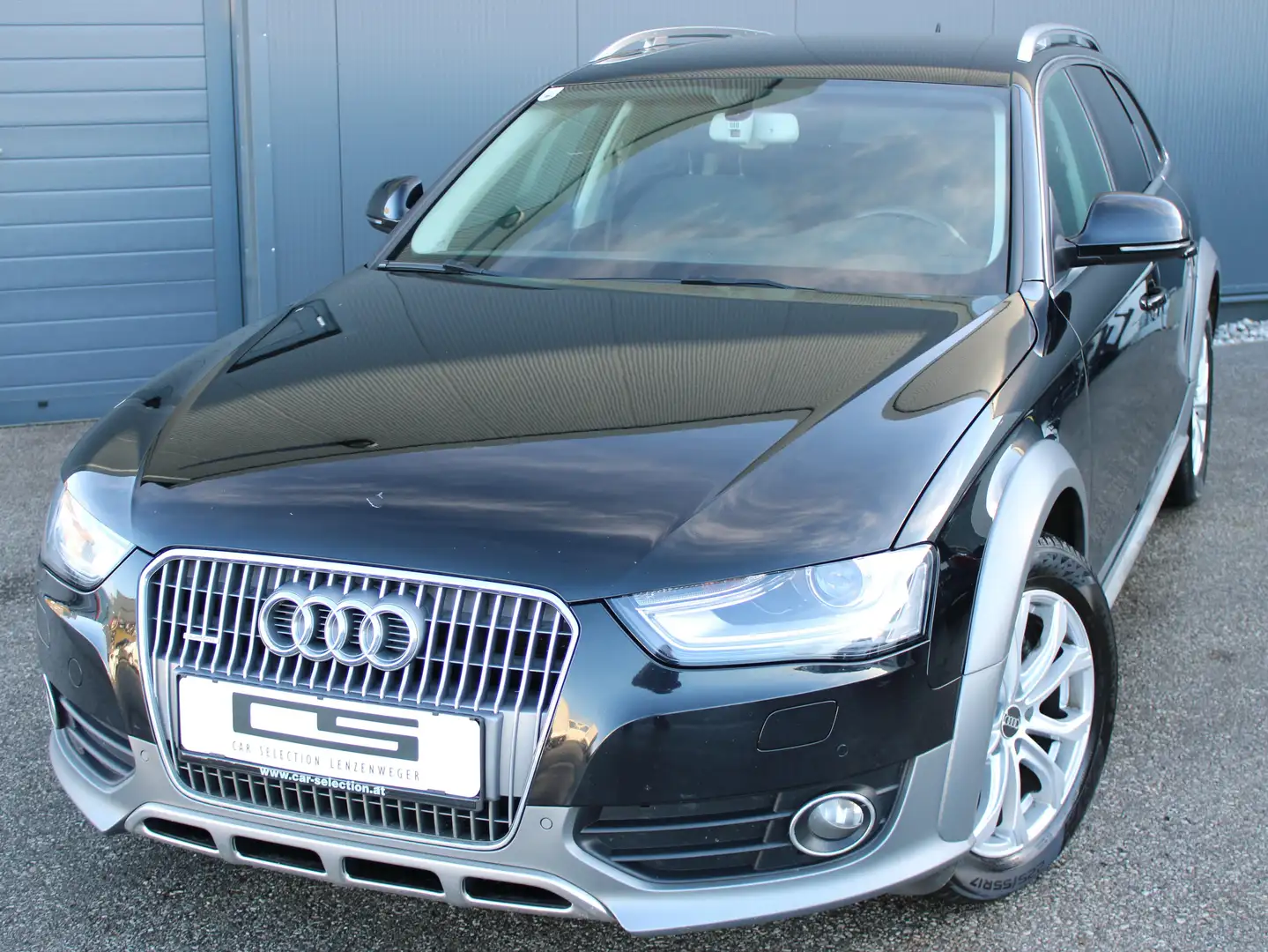Audi A4 allroad 2,0 TDI quattro S-tronic*wenig Kilomteter* Schwarz - 2