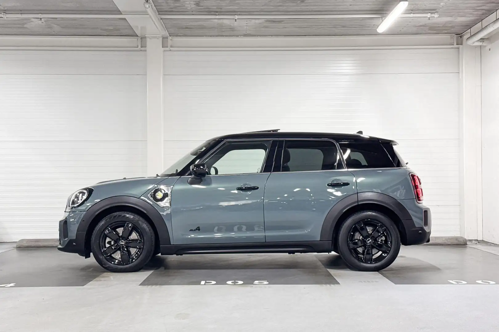 MINI Cooper SE Countryman ALL4 | Head-Up Display | Panoramadak |  Achteruitr Groen - 2