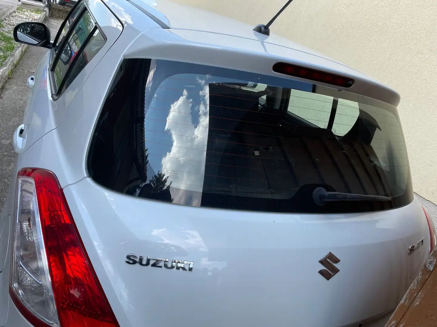 Suzuki Swift Swift 1,2 GL Special GL special Weiß - 1