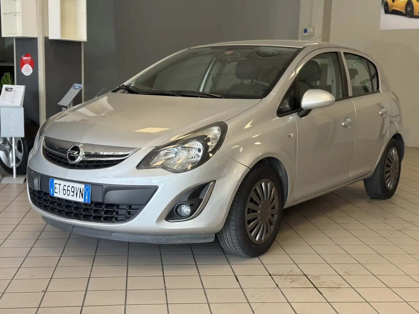 Opel Corsa 5p 1.2 Sport 85cv - 1