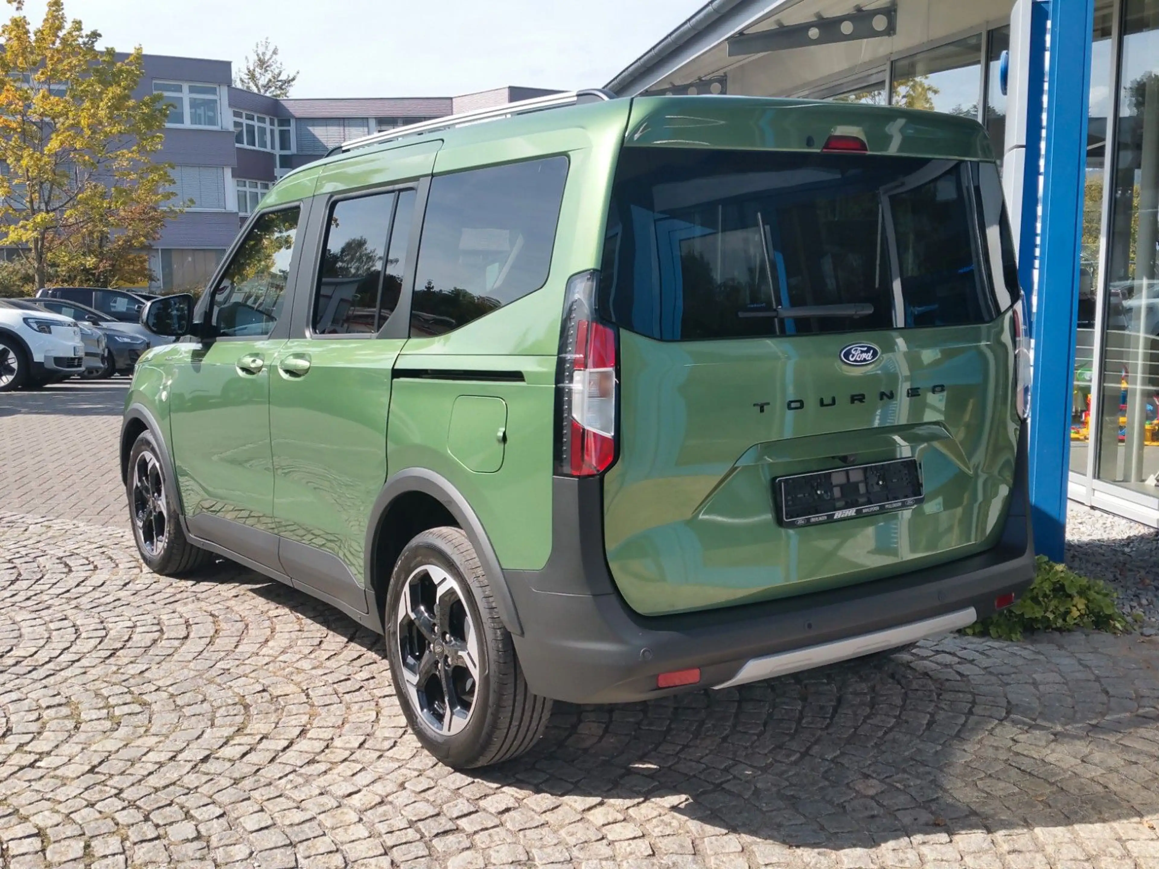 Ford Tourneo Courier Active Navi Kamera Winterp. 1.Ha — photo 4