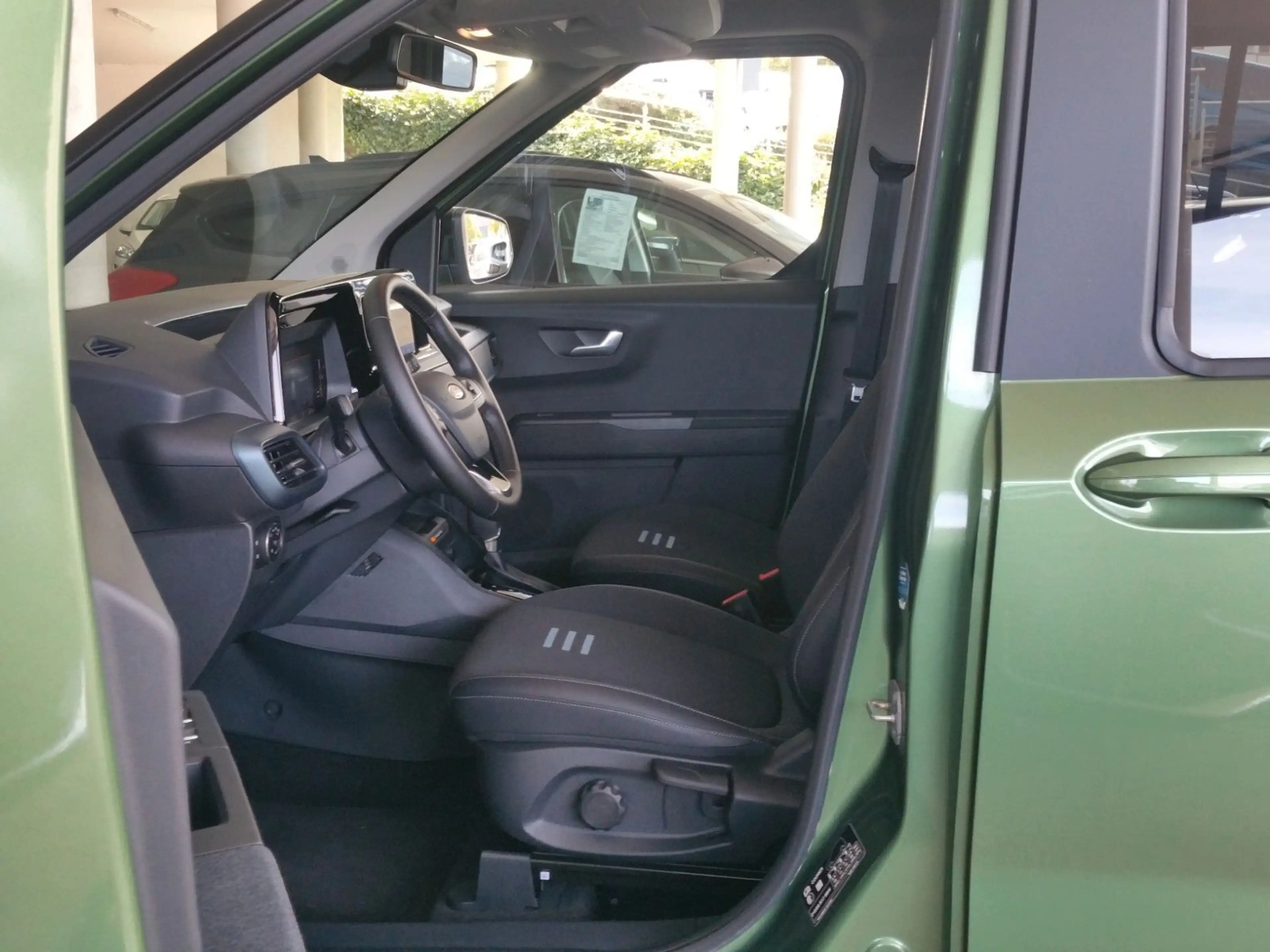 Ford Tourneo Courier Active Navi Kamera Winterp. 1.Ha — photo 5