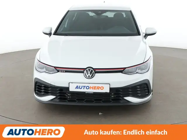 Volkswagen Golf view 9