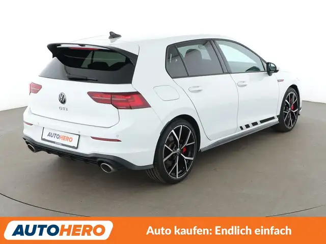 Volkswagen Golf view 6