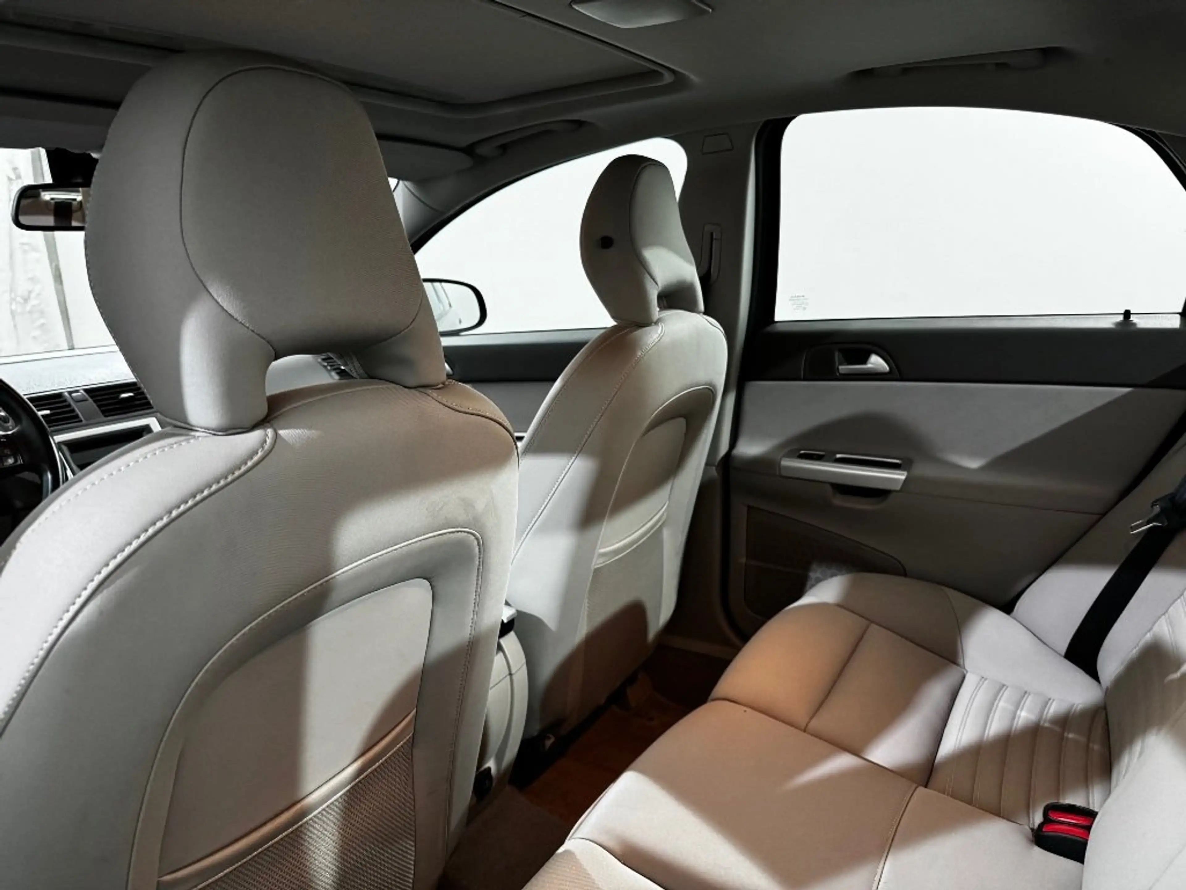 Volvo S40 D2 Business Edition — photo 10