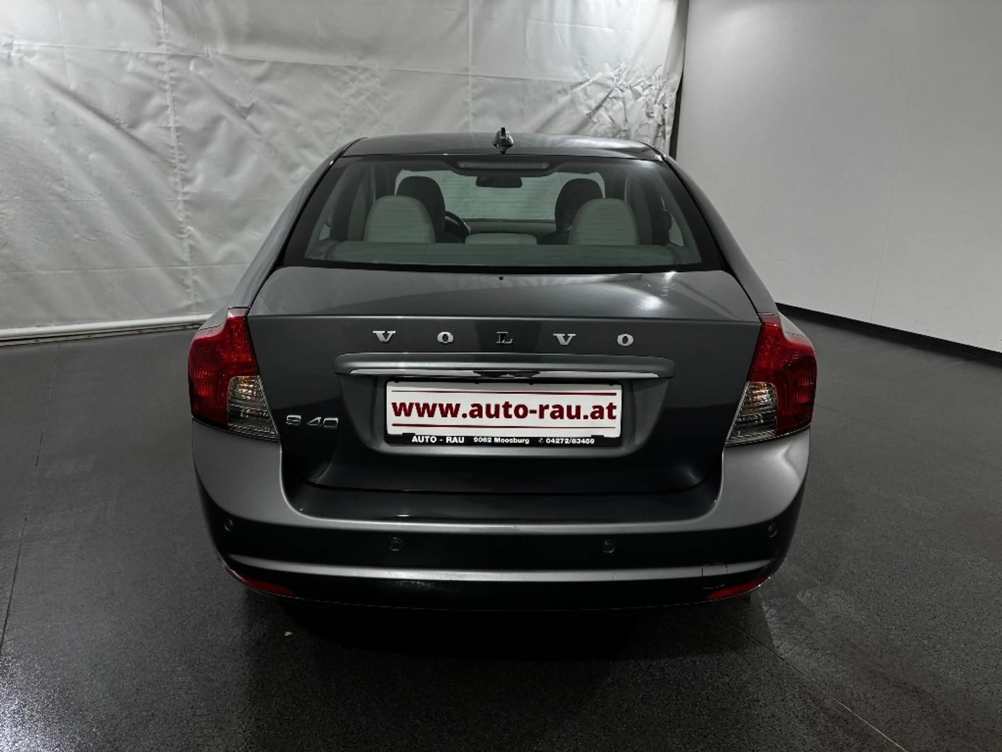Volvo S40 D2 Business Edition — photo 6