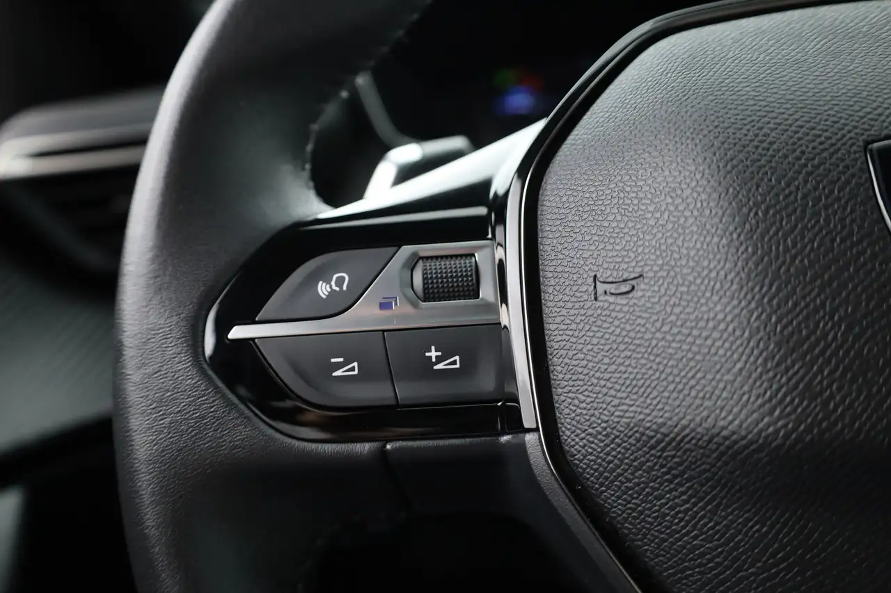 Peugeot 2008 1.2 PureTech 130 Allure Rijklaar!! Adapt. Crui, миниатюра 16